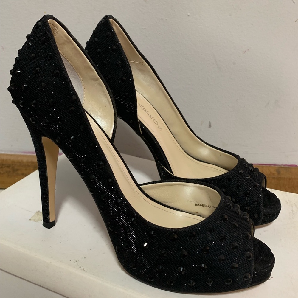 CAPARROS BLACK FANCY HEELS WITH STUDS